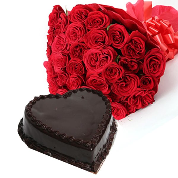 Heart Shaped Chocolate Cake Red Roses