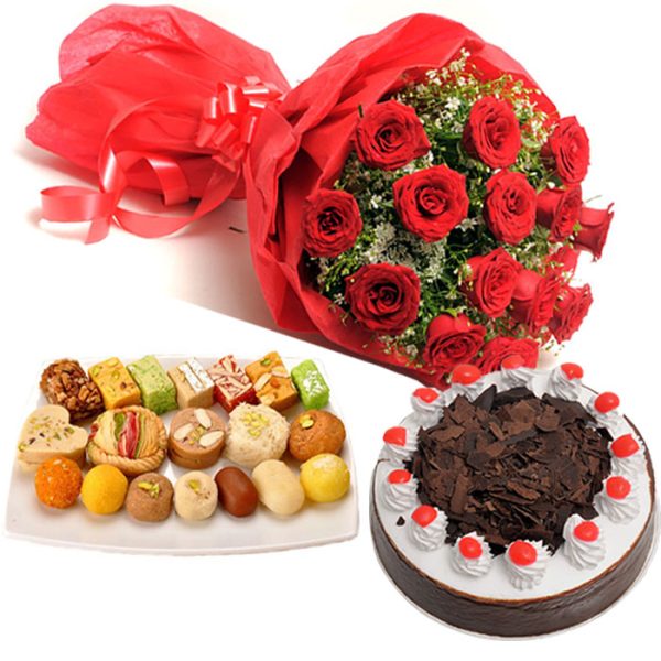 Cake With Red Roses & Mix Mithai