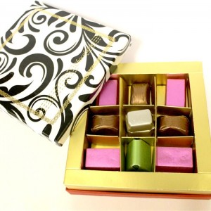 9 Pcs Chocolates along with Complimentary Greeting Card